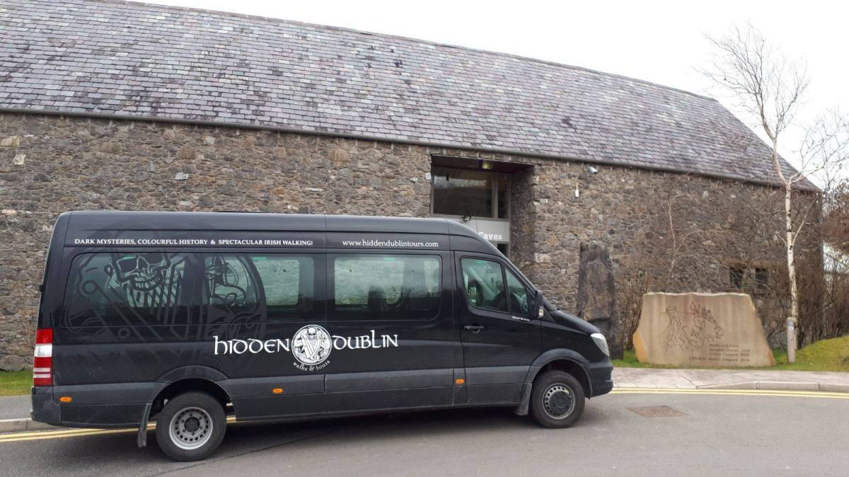52097295_10156969213493834_1500307251305381888_o Hidden Dublin tour bus